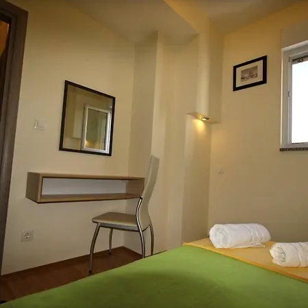 Mel Apartment